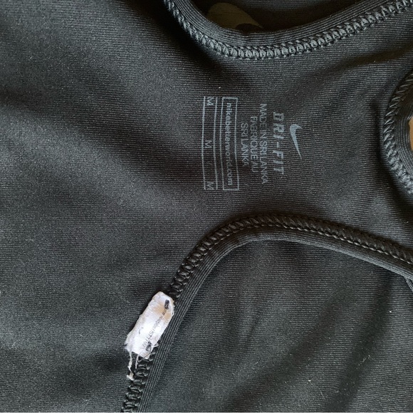 Nike Dri-Fit sports bra - Picture 5 of 5